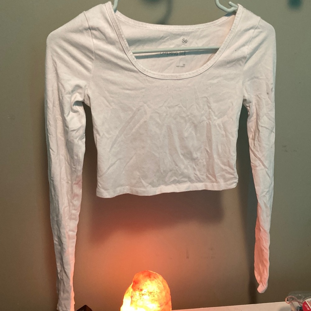 White long sleeve crop